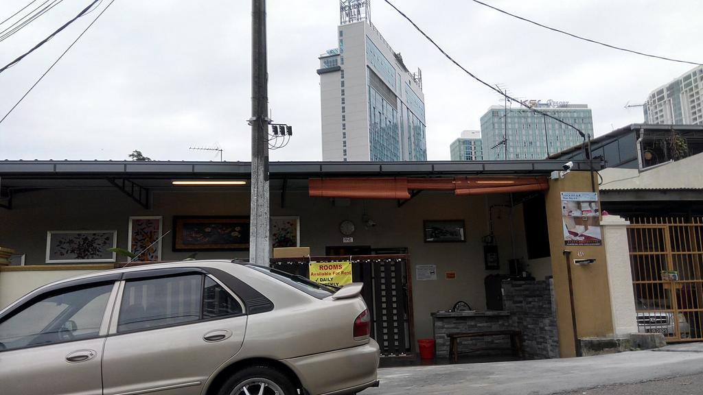 Check Inn Johor Bahru Exteriör bild