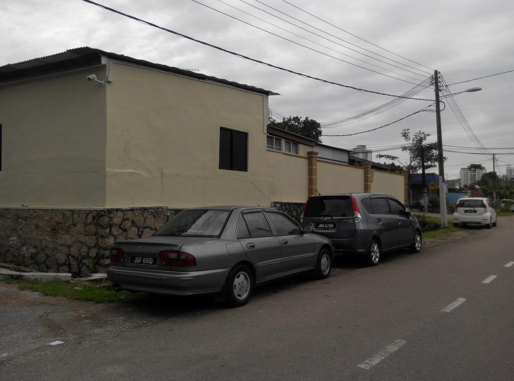 Check Inn Johor Bahru Exteriör bild