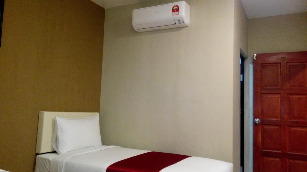 Check Inn Johor Bahru Exteriör bild