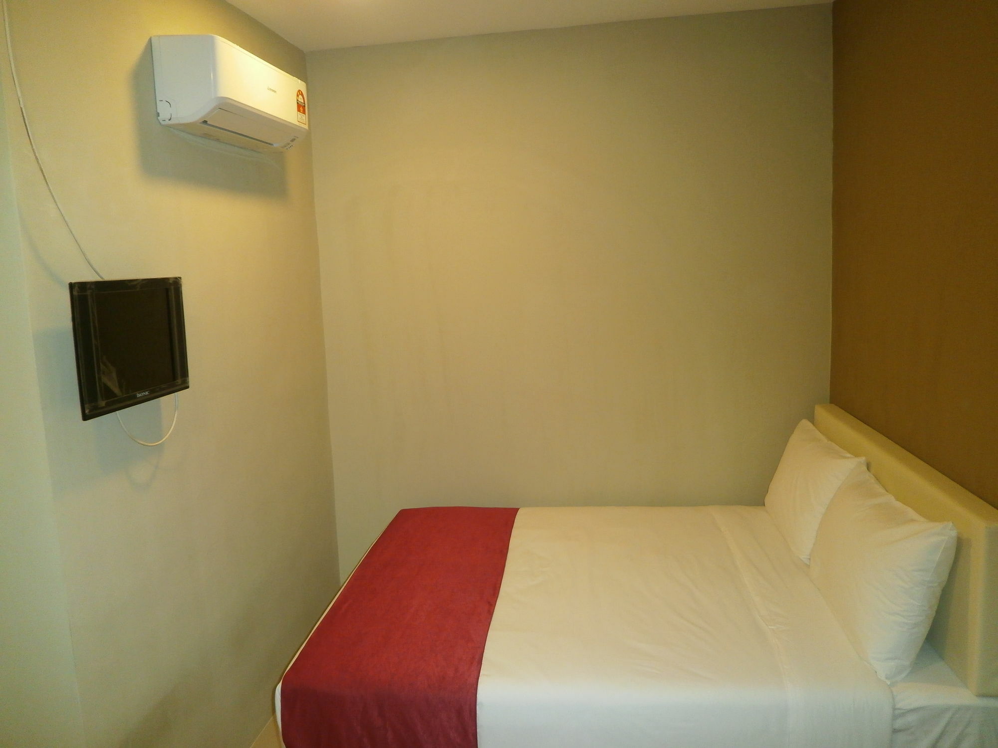 Check Inn Johor Bahru Exteriör bild